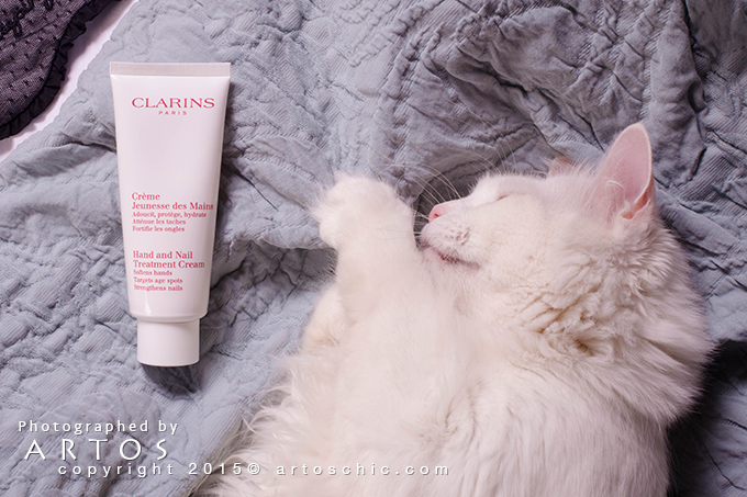 Clarins-Hand-and-Nail-Treatment-Cream--review